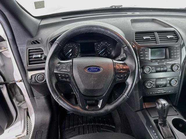 Certified 2019 Ford Explorer XLT AWD/4WD image 12