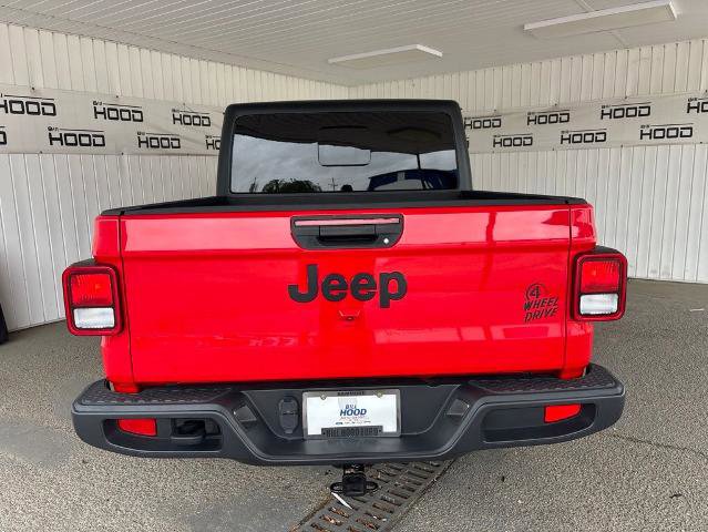 Used 2023 Jeep Gladiator Sport AWD/4WD image 19