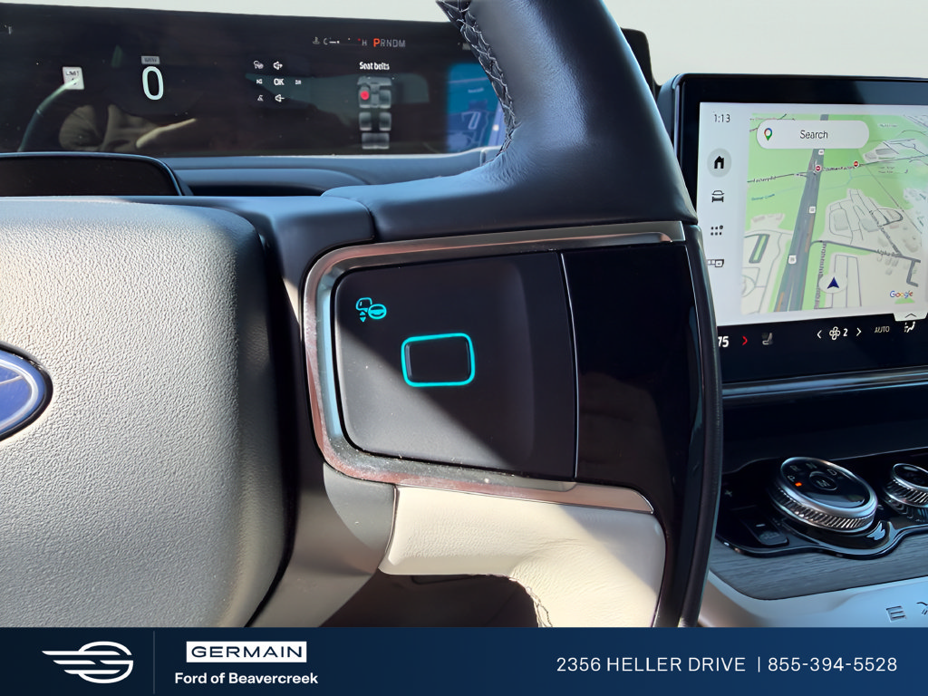 Certified 2025 Ford Expedition Platinum AWD/4WD image 17