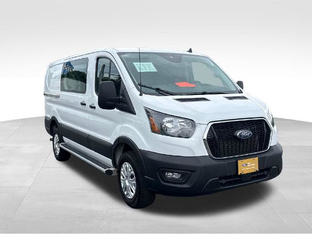 Certified 2025 Ford Transit 250 Low Roof w/ Exterior Upgrade Package RWD image 5
