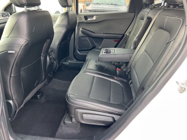 Certified 2020 Ford Escape Titanium image 22