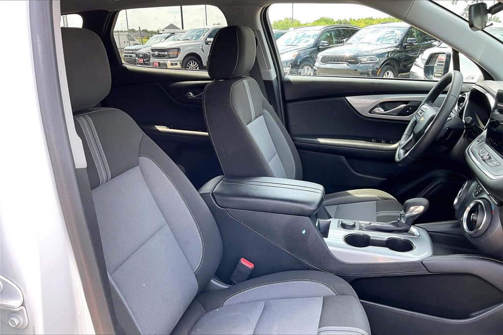 Used 2023 Chevrolet Blazer LT image 30