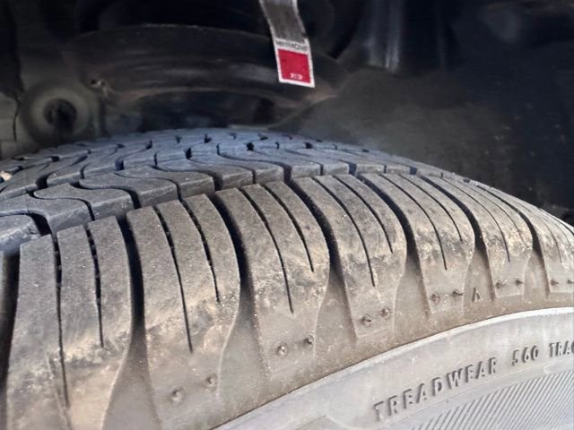 Used 2025 Toyota Camry LE FWD image 24