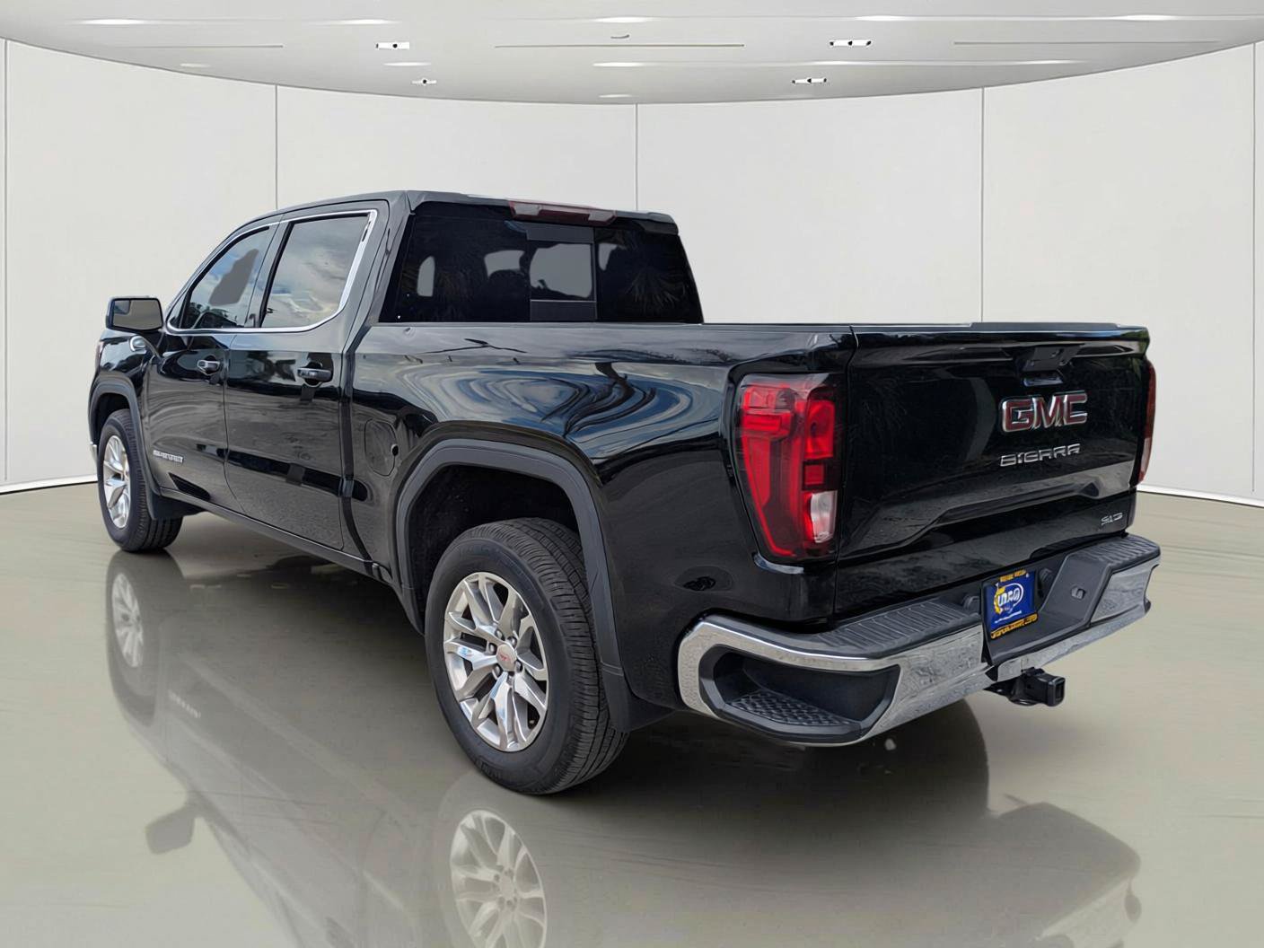 Used 2021 GMC Sierra 1500 SLE w/ Preferred Package RWD image 7