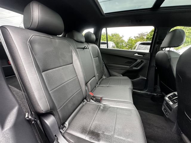 Used 2019 Volkswagen Tiguan SEL R-Line AWD/4WD image 37