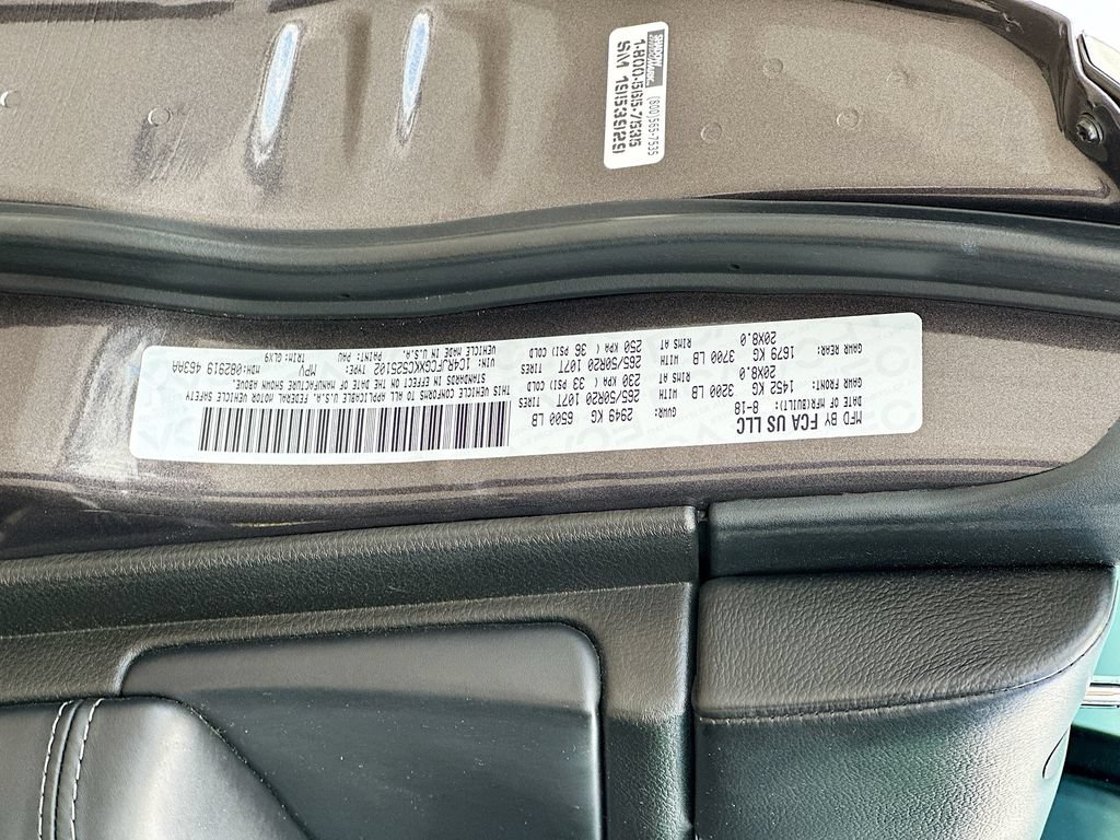 Used 2019 Jeep Grand Cherokee Overland AWD/4WD image 27