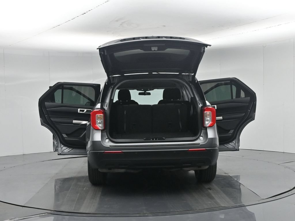 Certified 2021 Ford Explorer XLT RWD image 39