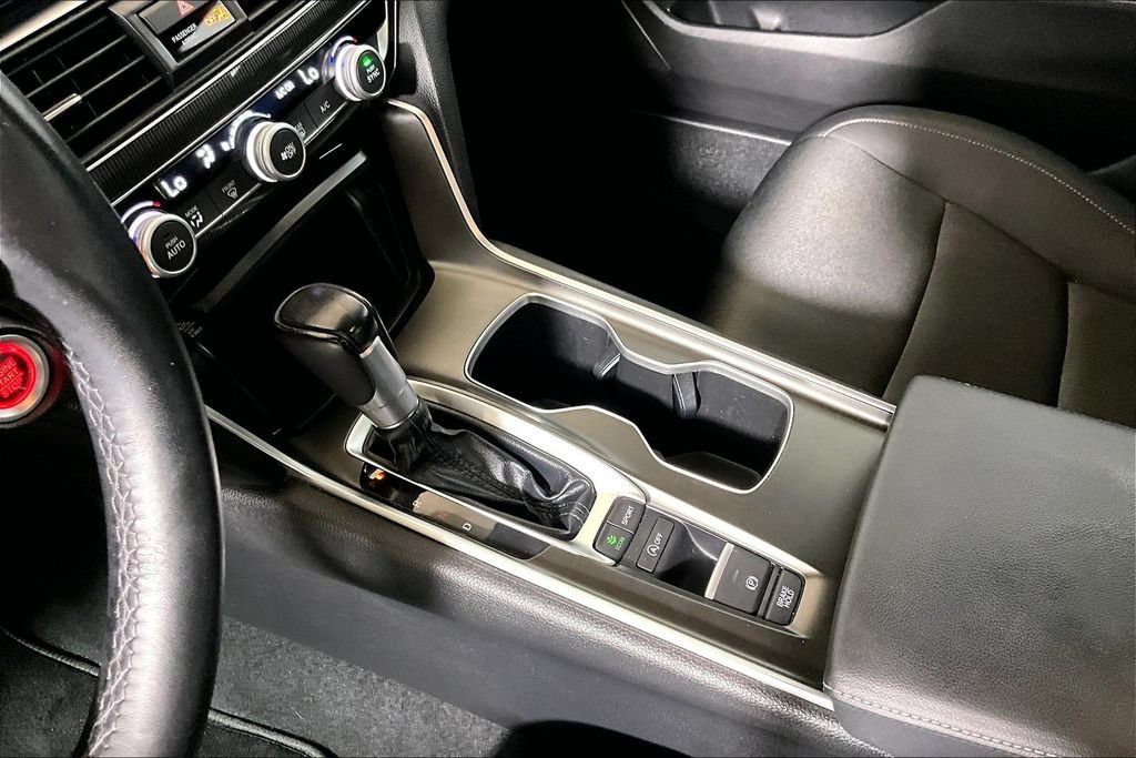 Used 2022 Honda Accord Sport image 13