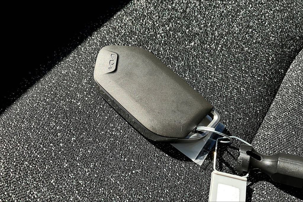 Used 2025 Kia K4 GT-Line w/ GT-Line Sunroof Package image 13