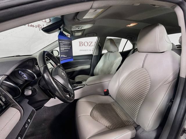 Used 2019 Toyota Camry SE FWD image 23