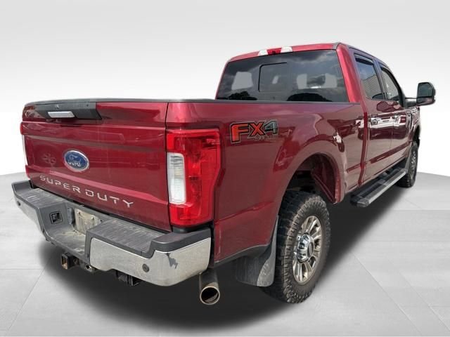 Certified 2019 Ford F250 XLT w/ XLT Premium Package AWD/4WD image 4