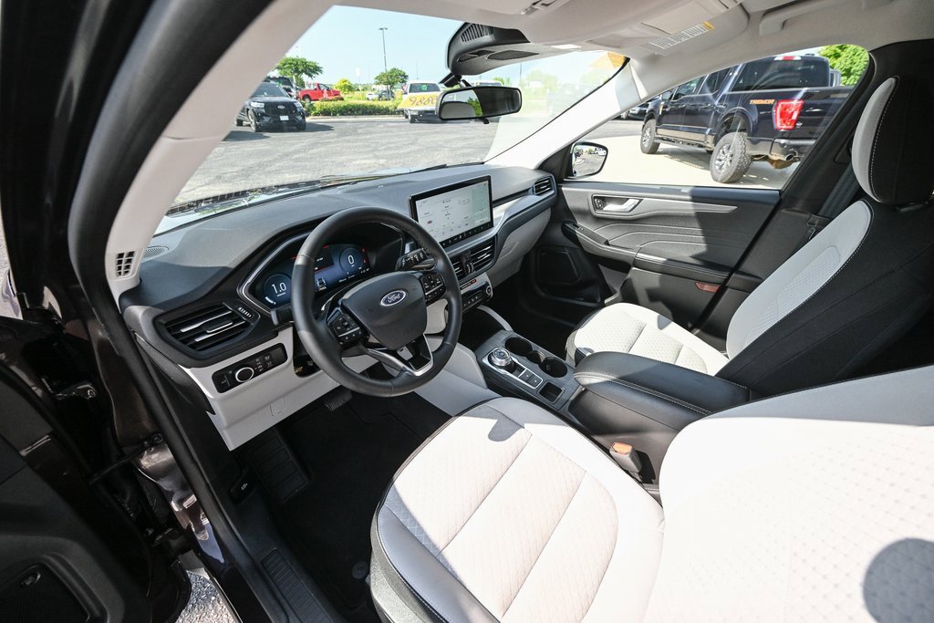 Certified 2023 Ford Escape Active w/ Tech Pack #2 image 18