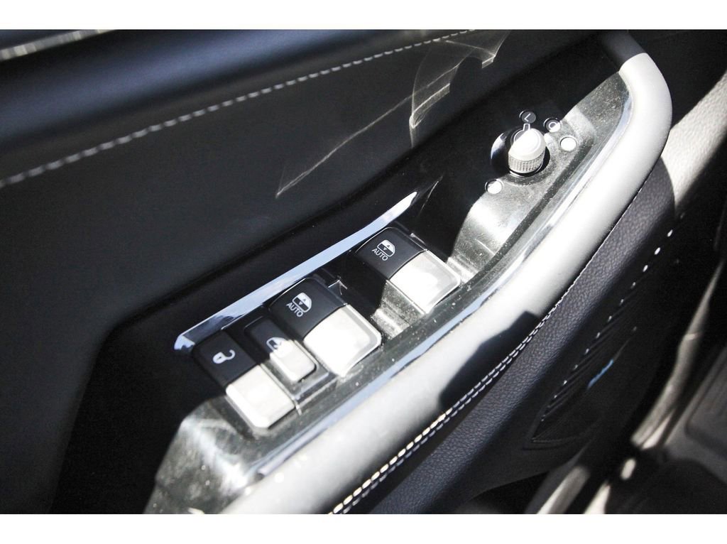 Used 2022 Jeep Grand Cherokee Overland image 23