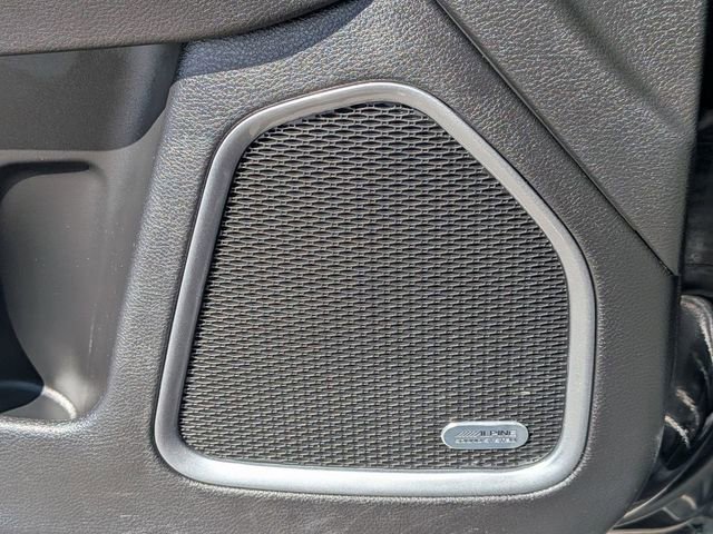 Used 2025 Jeep Compass Latitude w/ Sun & Sound Group AWD/4WD image 17