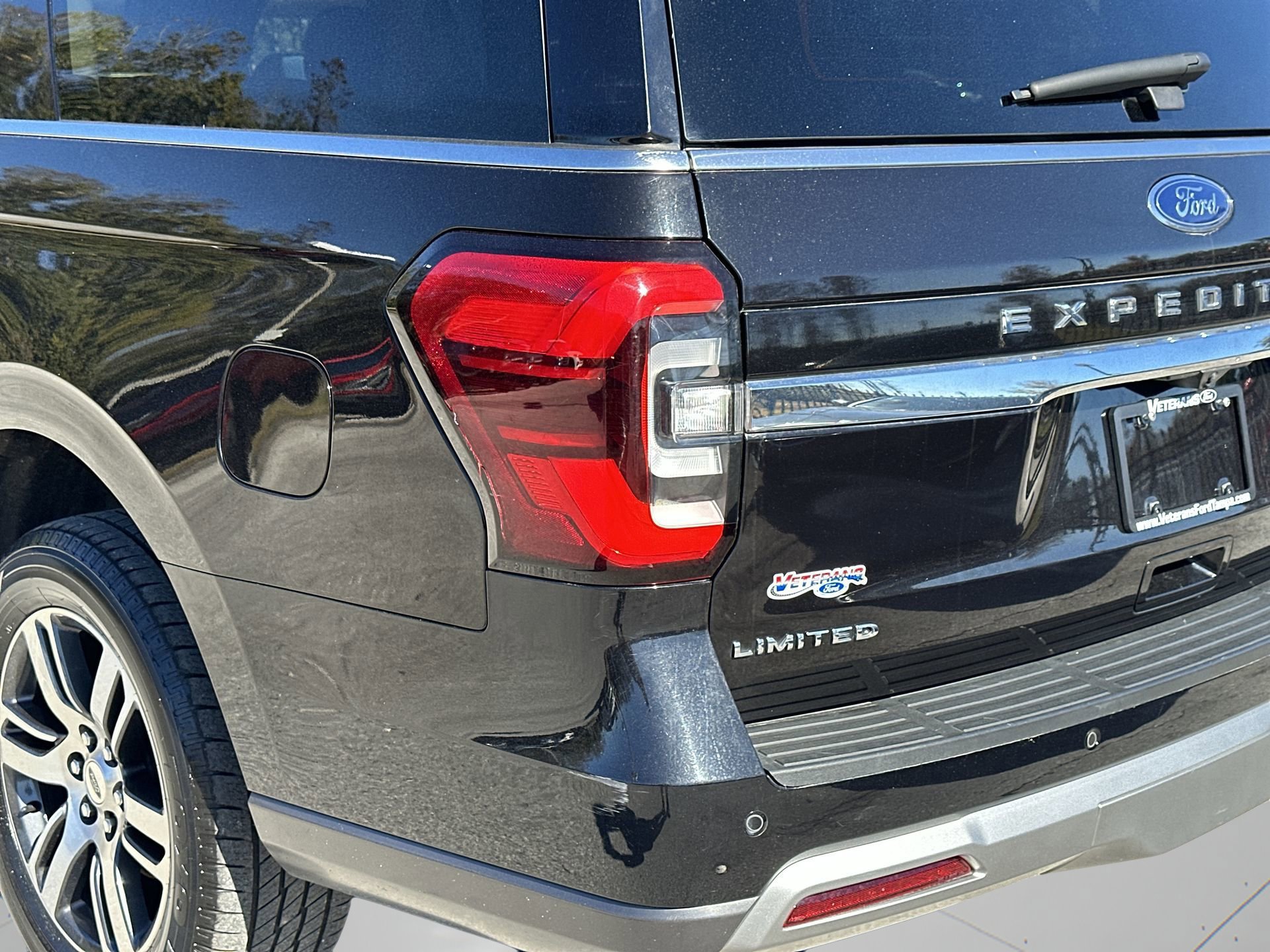 Certified 2024 Ford Expedition Max Limited image 41