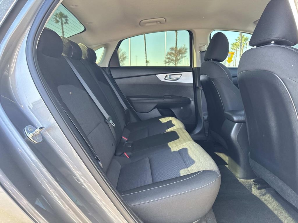 Used 2024 Kia Forte LXS w/ LXS Technology Package image 27