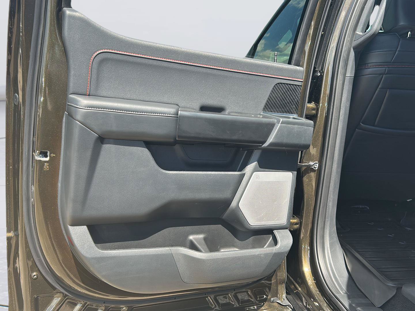 Certified 2025 Ford F150 Raptor AWD/4WD image 22
