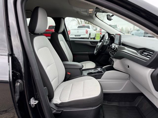 Certified 2024 Ford Escape Active AWD/4WD image 20