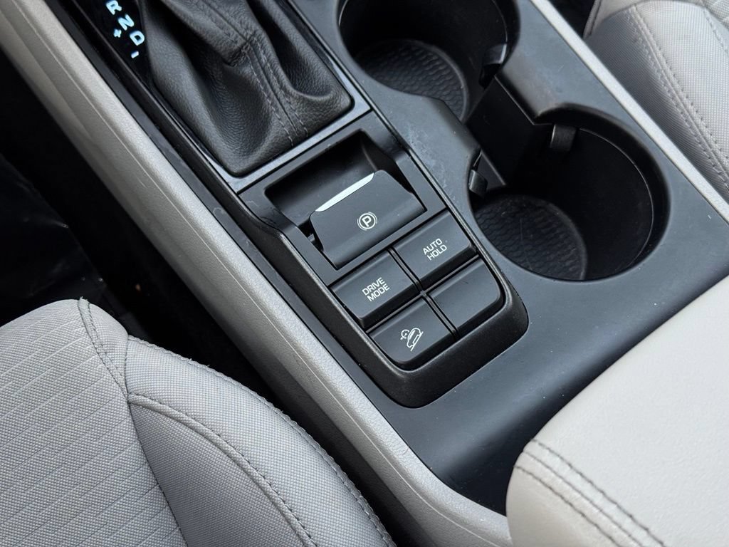 Used 2019 Hyundai Tucson Value AWD/4WD image 17