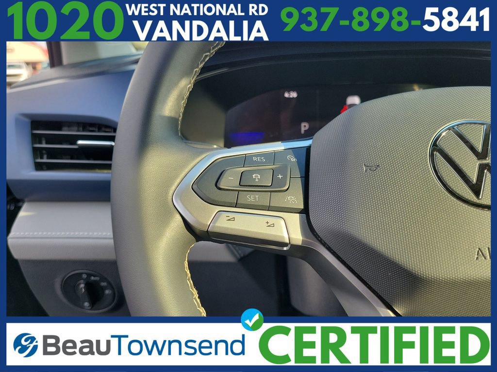 Used 2024 Volkswagen Taos SE image 23
