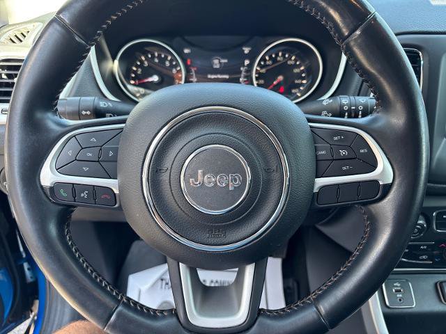 Used 2018 Jeep Compass Latitude w/ Popular Equipment Group FWD image 8