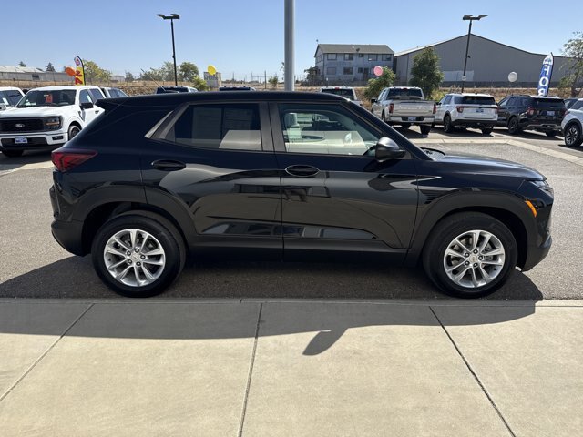 Used 2024 Chevrolet TrailBlazer LS w/ LS Convenience Package FWD image 6