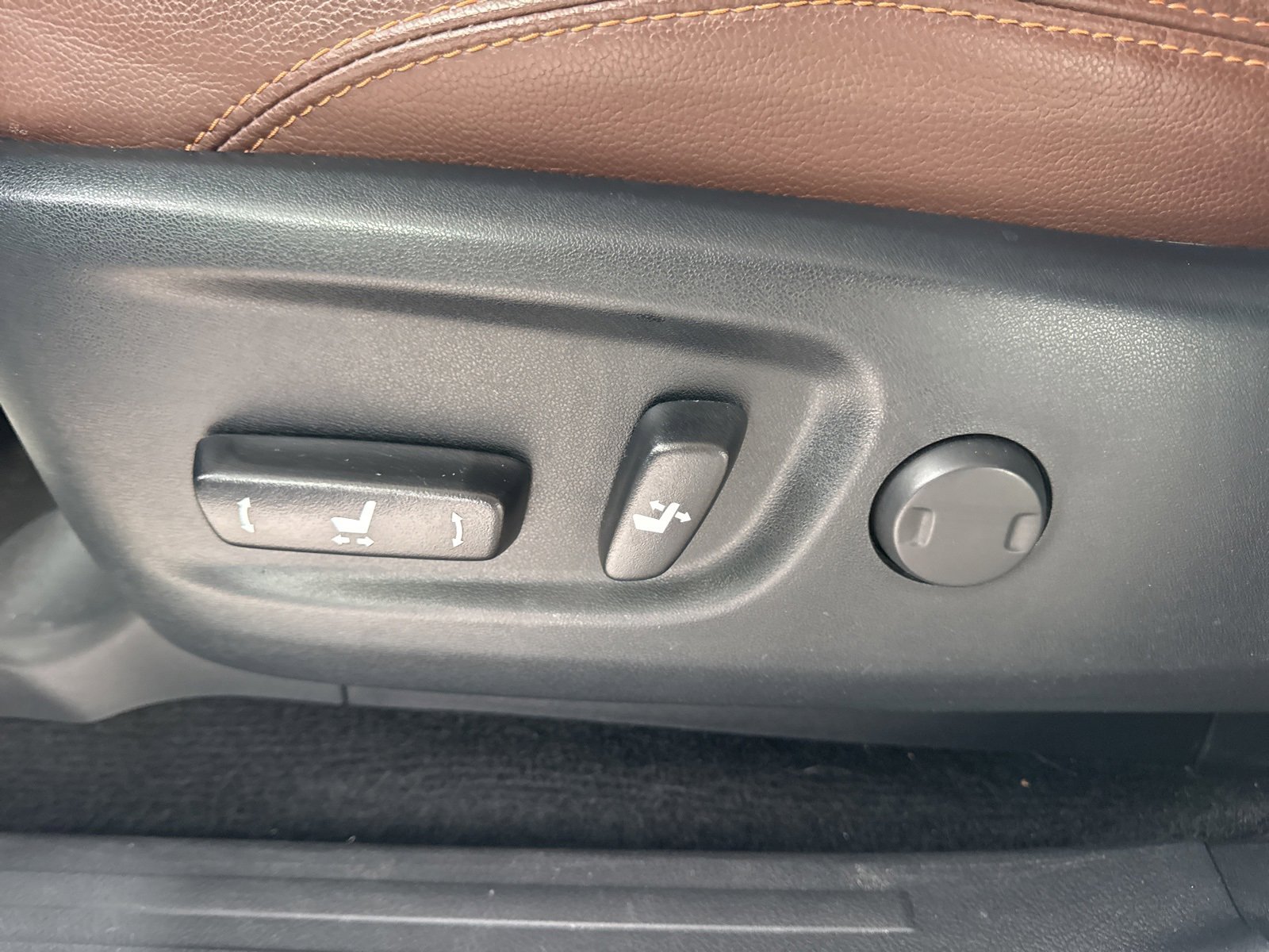 Used 2023 Toyota 4Runner Limited image 26