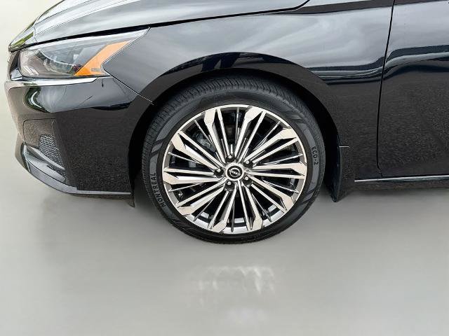 Used 2023 Nissan Altima 2.5 SL AWD/4WD image 23