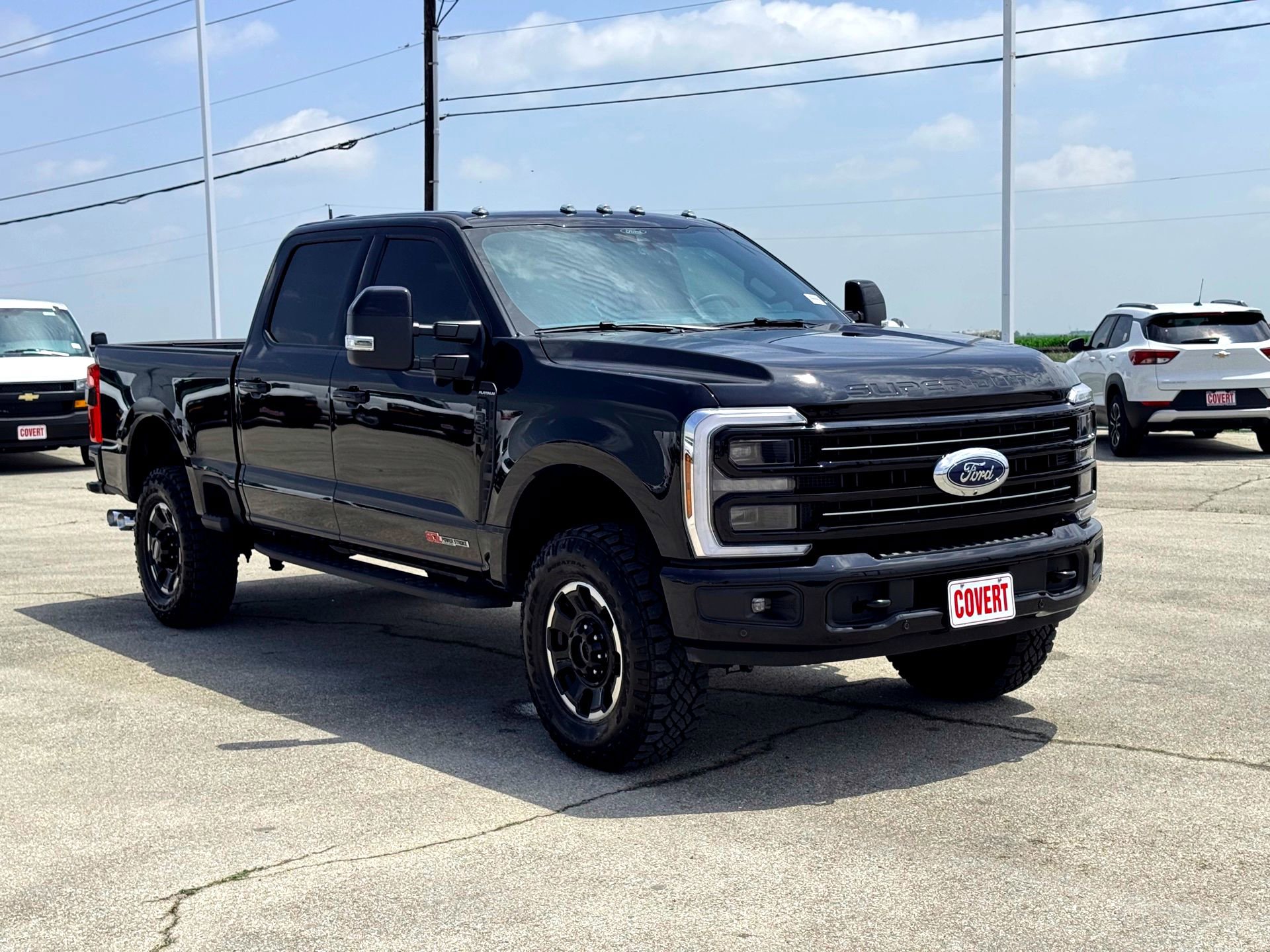 Certified 2026 Ford F350 Platinum w/ Tremor Off-Road Package AWD/4WD image 5