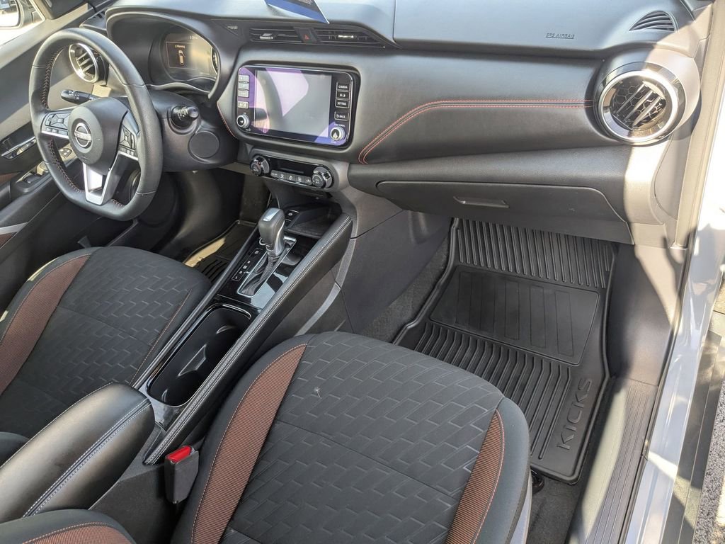 Used 2023 Nissan Kicks SR w/ Interior Electronics Package image 20