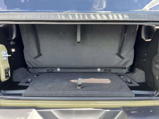 Used 2025 Jeep Wrangler Rubicon w/ Convenience Group image 7