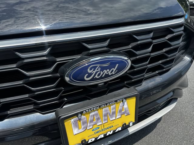 Certified 2023 Ford Escape ST-Line Elite w/ Premium Technology Package AWD/4WD image 10