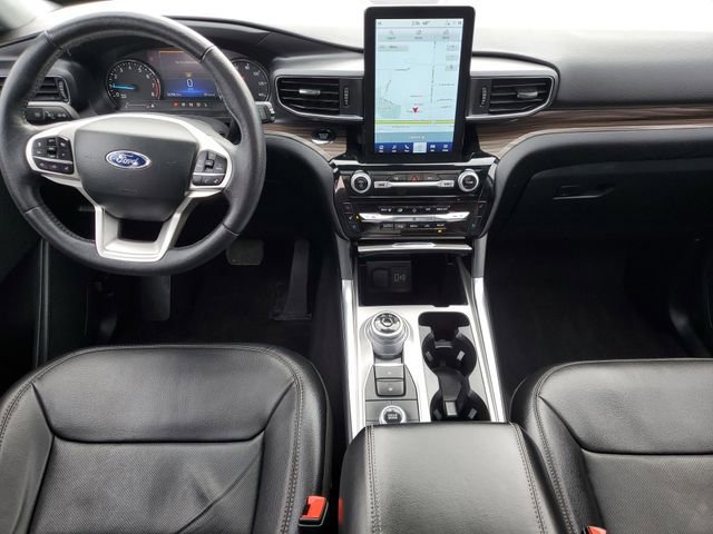 Certified 2023 Ford Explorer Limited w/ Limited Technology Package image 34