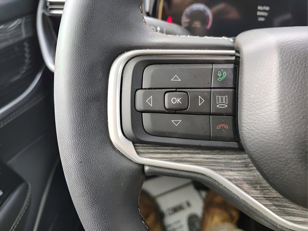 Used 2022 Jeep Wagoneer Series III w/ Flexible Seating Group image 17