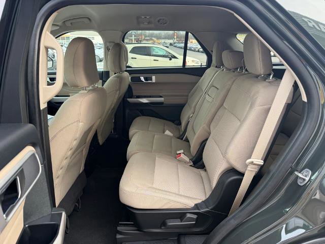 Certified 2024 Ford Explorer XLT image 12