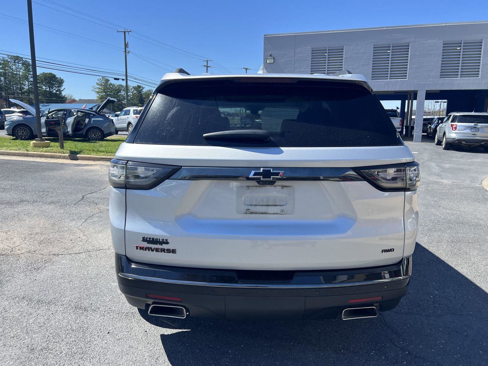 Used 2021 Chevrolet Traverse Premier w/ Redline Edition image 4