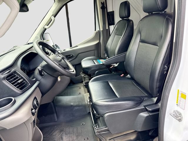 Certified 2024 Ford Transit 250 148 Medium Roof RWD image 27