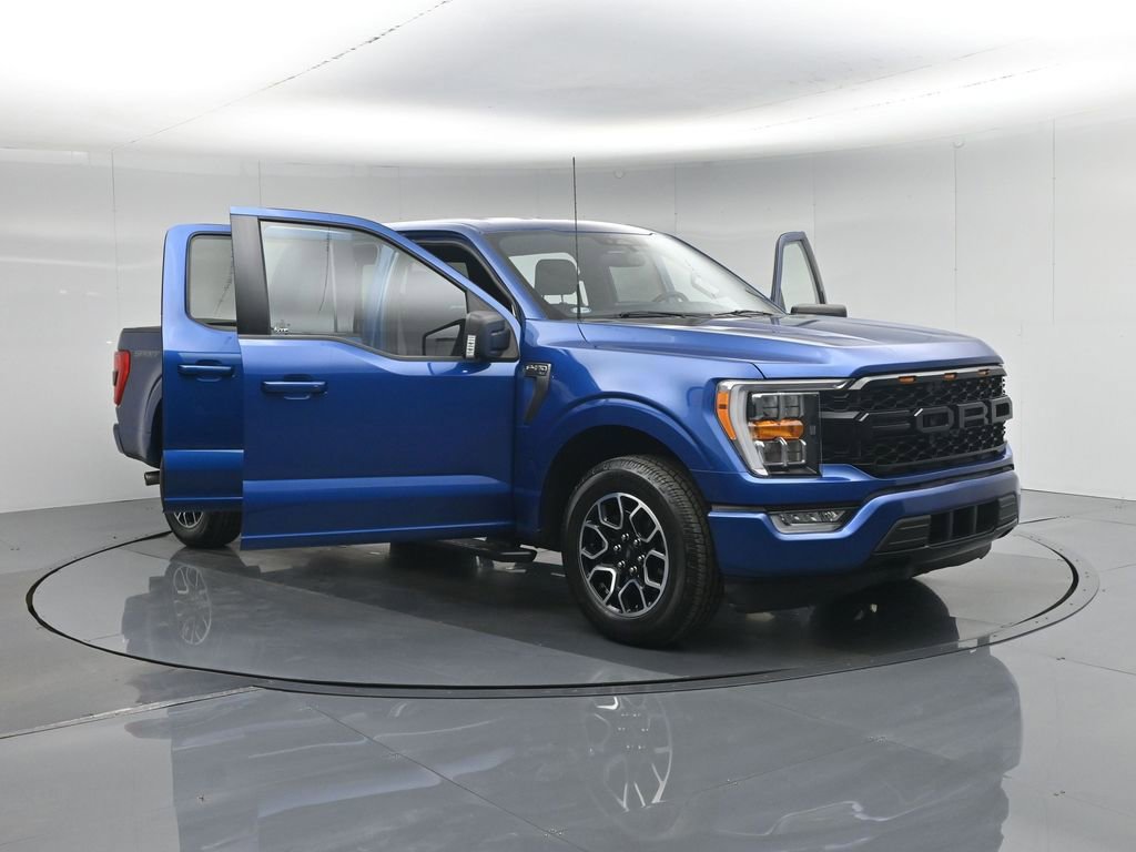 Certified 2022 Ford F150 XLT w/ Equipment Group 302A High image 30