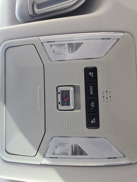 Used 2022 Toyota RAV4 XLE AWD/4WD image 38