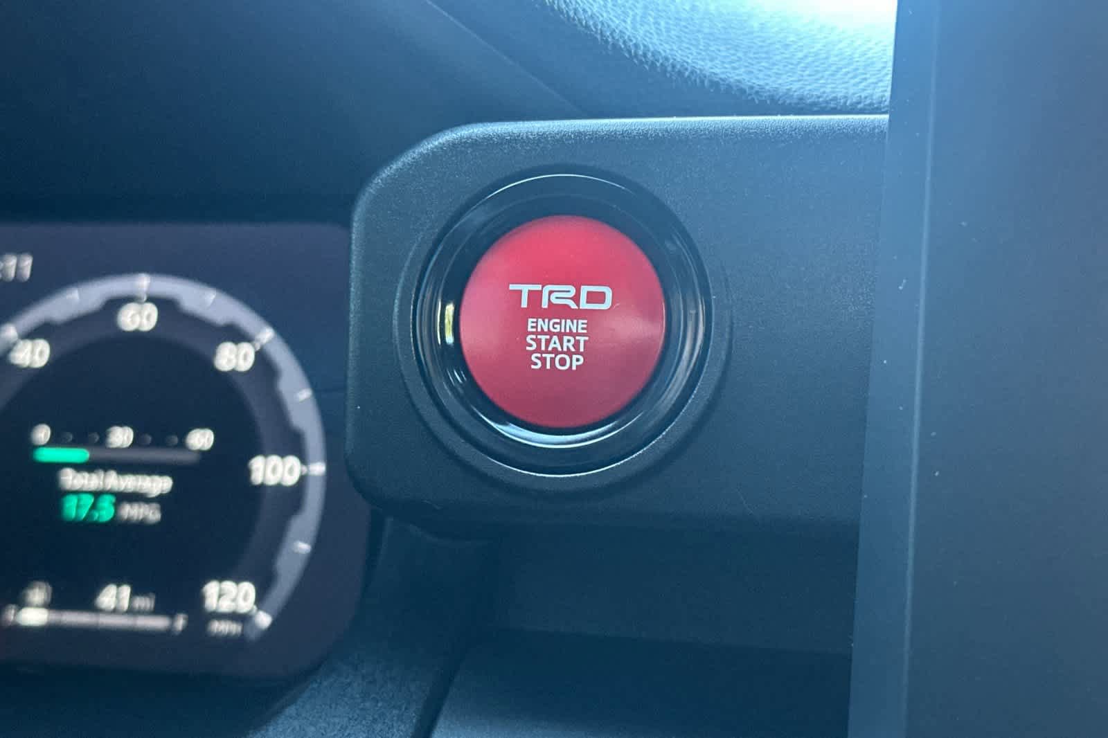 Used 2025 Toyota Tacoma TRD Off-Road AWD/4WD image 21