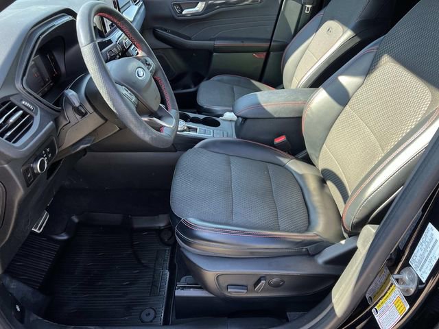 Certified 2023 Ford Escape ST-Line AWD/4WD image 17