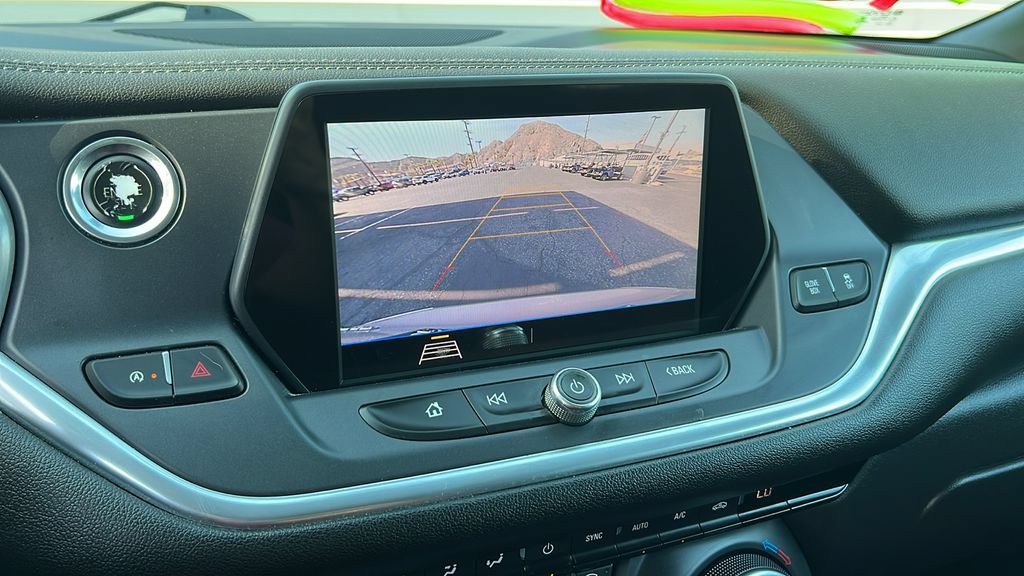 Used 2020 Chevrolet Blazer LT FWD image 19