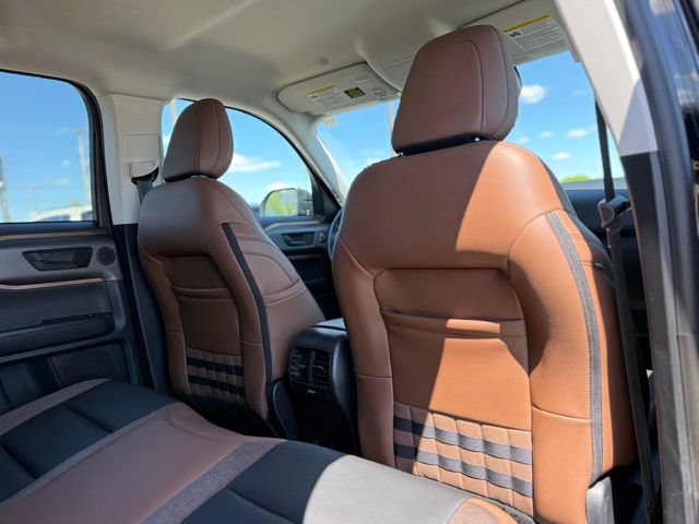 Certified 2025 Ford Bronco Sport Outer Banks w/ Outer Banks Tech Package+ AWD/4WD image 19