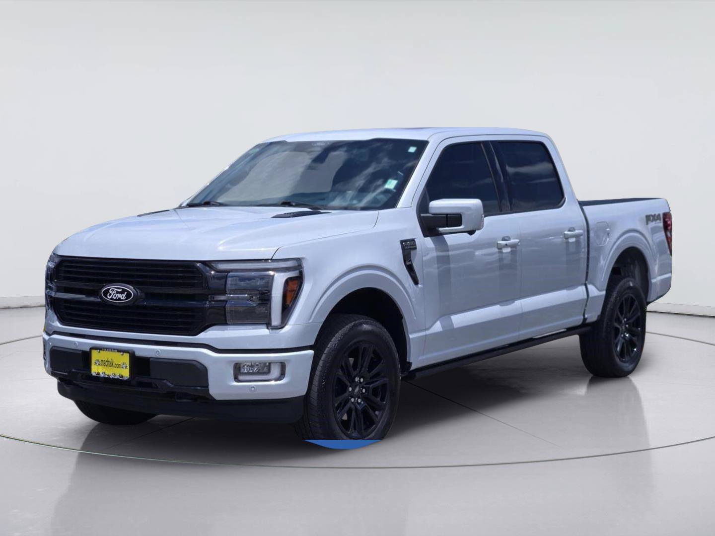 Certified 2025 Ford F150 Platinum w/ Equipment Group 702A High AWD/4WD image 1