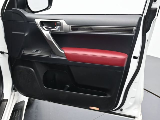 Used 2022 Lexus GX 460 Premium w/ Premium Plus Package image 31