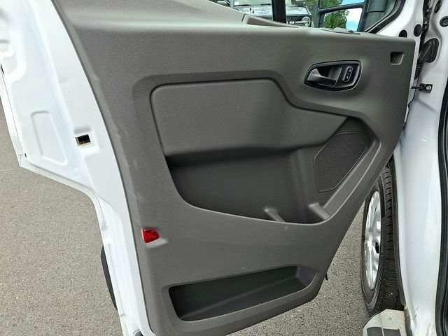 Certified 2025 Ford Transit 250 Low Roof w/ Exterior Upgrade Package RWD image 15