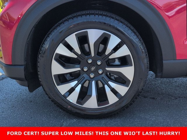 Certified 2026 Ford Explorer Platinum w/ LUX Leather Package AWD/4WD image 9