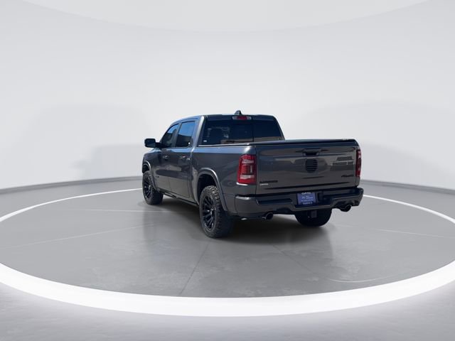 Used 2022 RAM 1500 Laramie AWD/4WD image 5