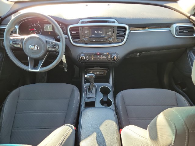 Used 2017 Kia Sorento AWD image 27