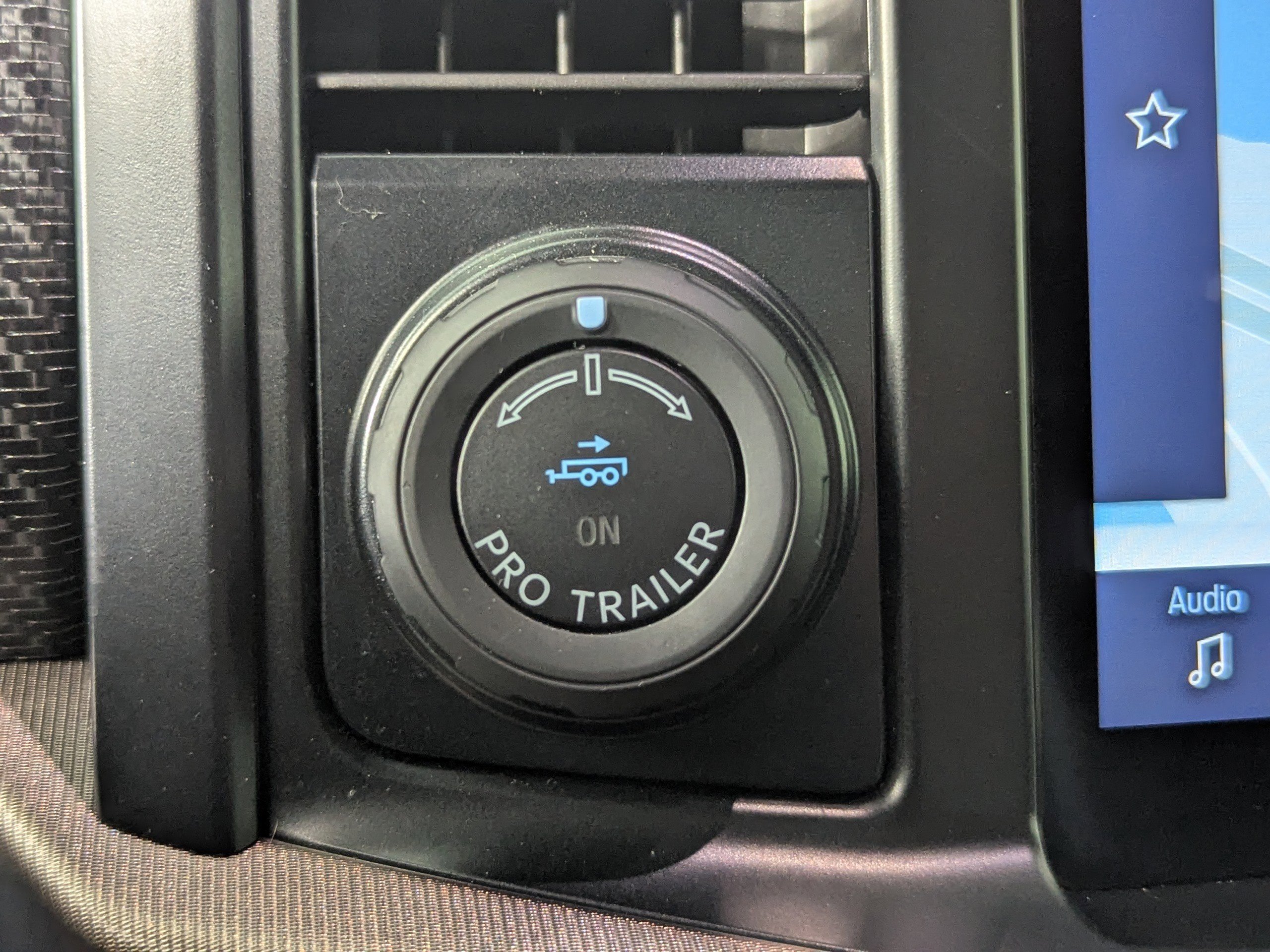 Certified 2023 Ford F150 Raptor w/ Raptor Carbon Fiber Package image 29